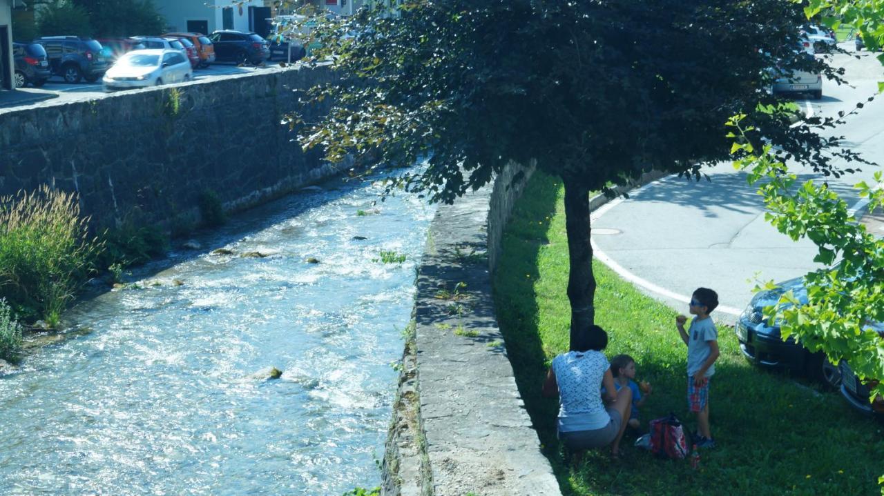 Ferienwohnungen Dzido Hermagor-Pressegger See Exterior foto
